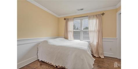 9 Woodmere Road Monroe NJ 08831