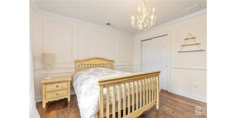 9 Woodmere Road Monroe NJ 08831