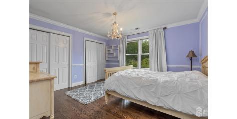 9 Woodmere Road Monroe NJ 08831