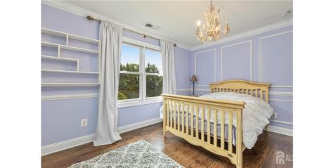 9 Woodmere Road Monroe NJ 08831