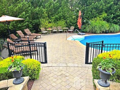9 Woodmere Road Monroe NJ 08831