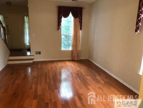 574 Buckingham Drive Piscataway NJ 08854