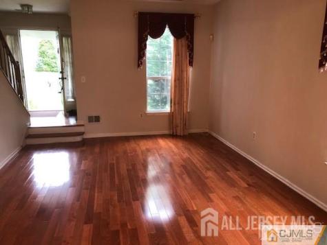 574 Buckingham Drive Piscataway NJ 08854