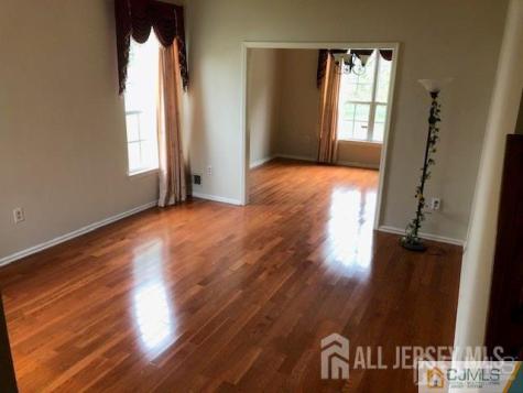 574 Buckingham Drive Piscataway NJ 08854