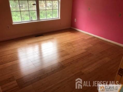 574 Buckingham Drive Piscataway NJ 08854