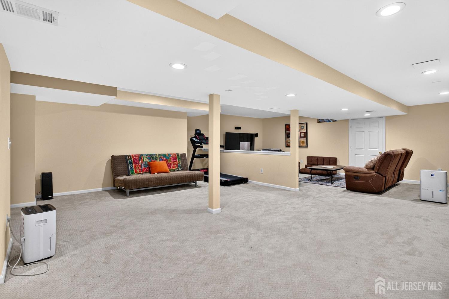 2 Monroe Court Plainsboro NJ 08536