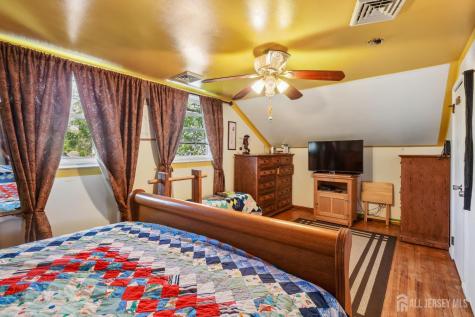 844 Lakeshore Drive Aberdeen NJ 07735