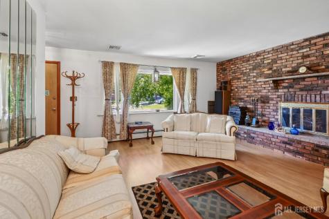 844 Lakeshore Drive Aberdeen NJ 07735