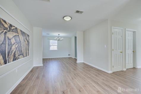17 Idlewild Road Edison NJ 08817