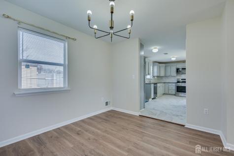 17 Idlewild Road Edison NJ 08817