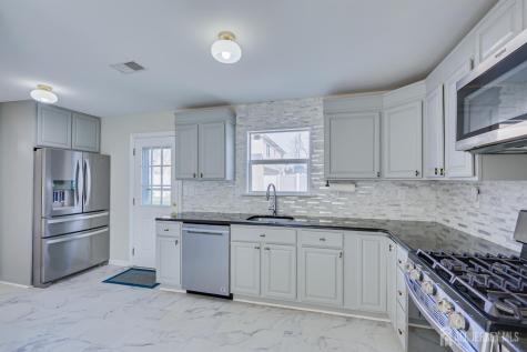 17 Idlewild Road Edison NJ 08817