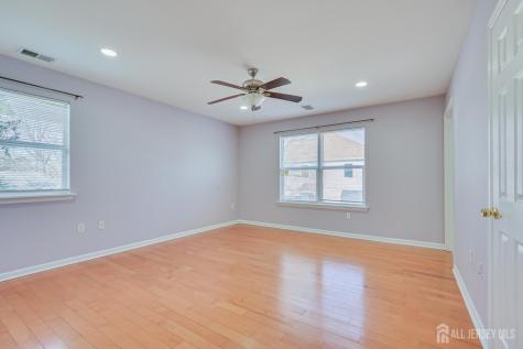 17 Idlewild Road Edison NJ 08817