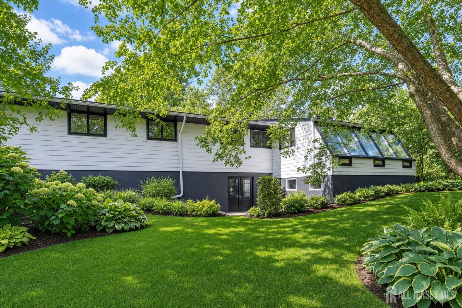 26 Bentley Road Monroe NJ 08831