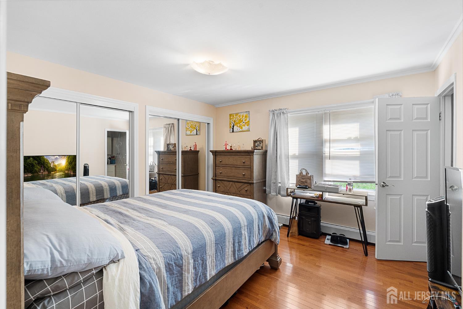 32 E Hegel Avenue Colonia NJ 07067