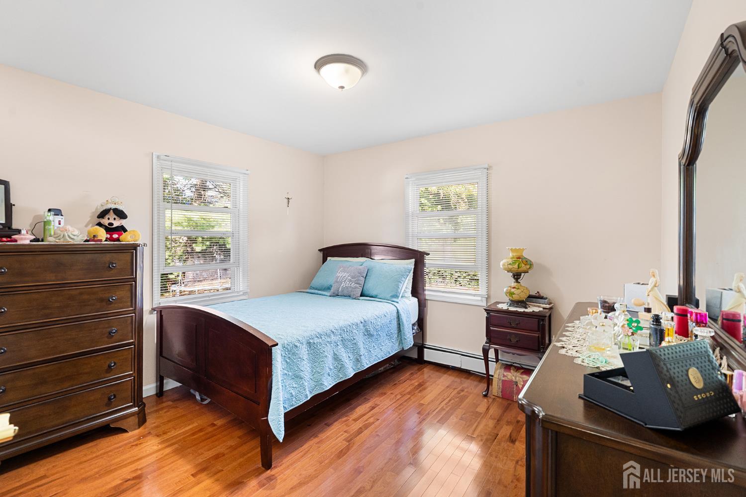 32 E Hegel Avenue Colonia NJ 07067