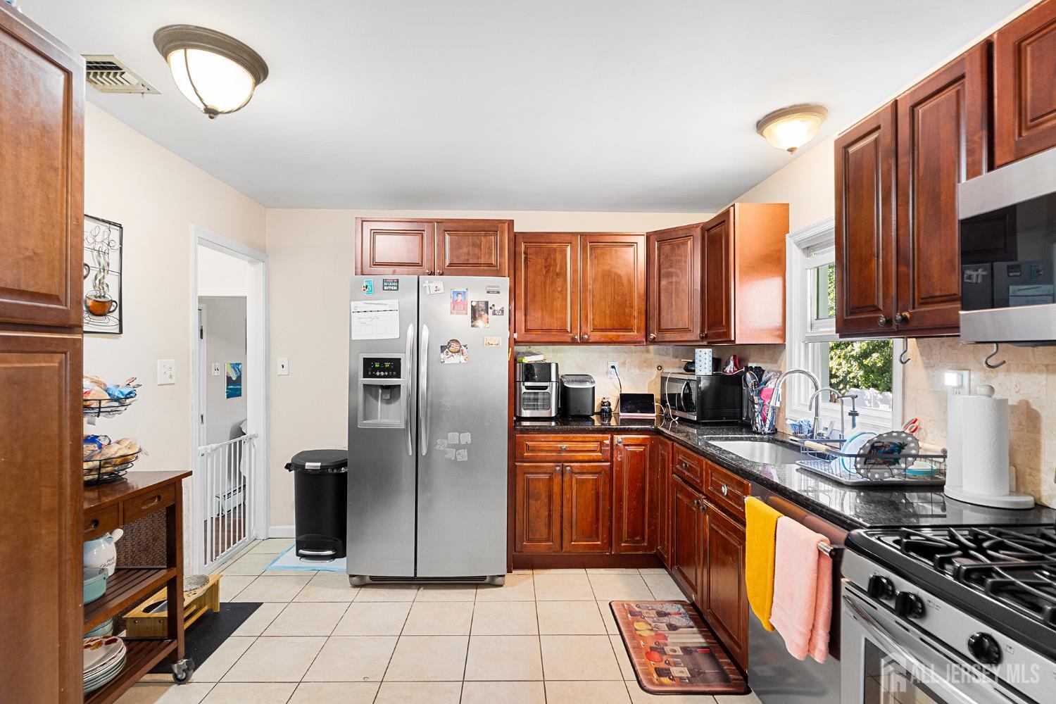 32 E Hegel Avenue Colonia NJ 07067