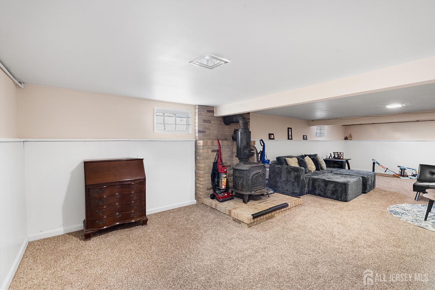 32 E Hegel Avenue Colonia NJ 07067