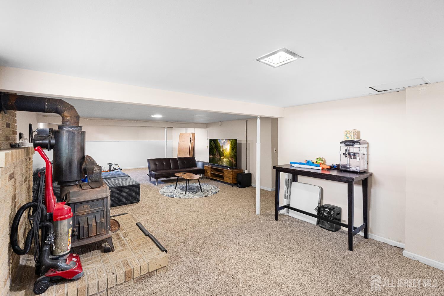 32 E Hegel Avenue Colonia NJ 07067