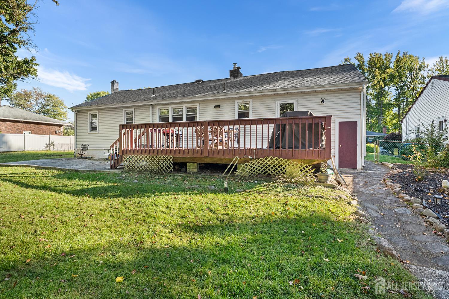 32 E Hegel Avenue Colonia NJ 07067