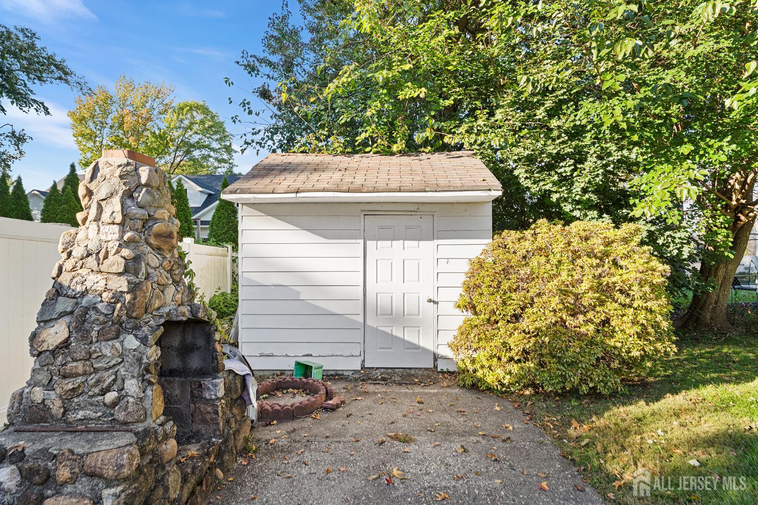 32 E Hegel Avenue Colonia NJ 07067