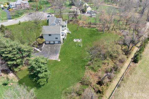 25 Carsdale Court Montgomery NJ 08502