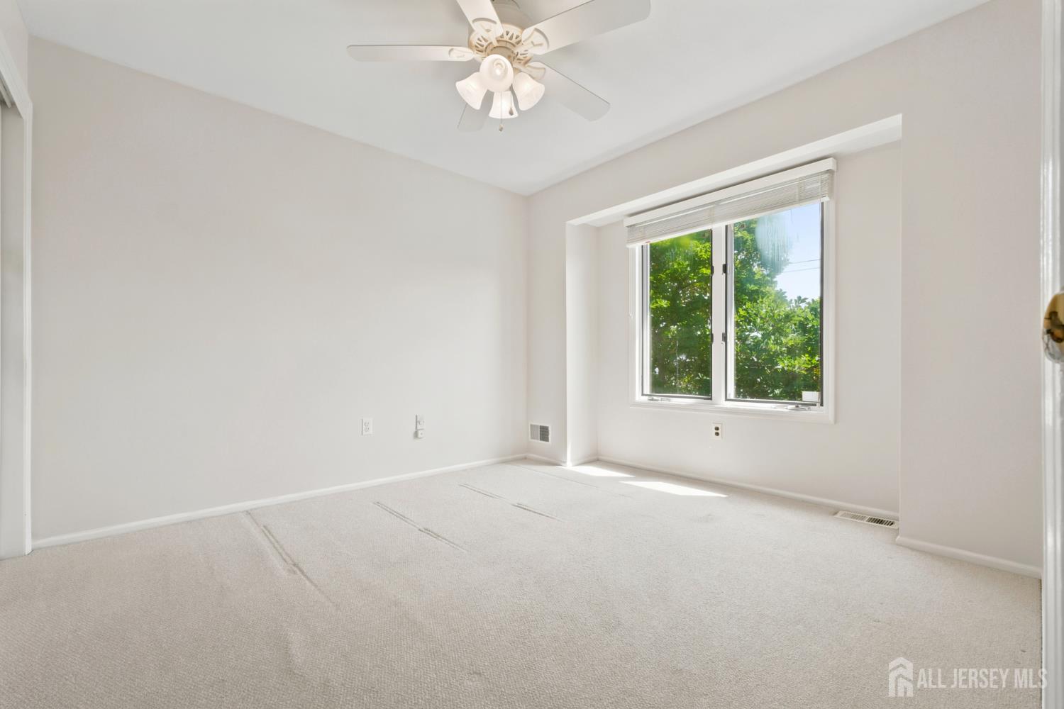 103 Peach Street Avenel NJ 07001
