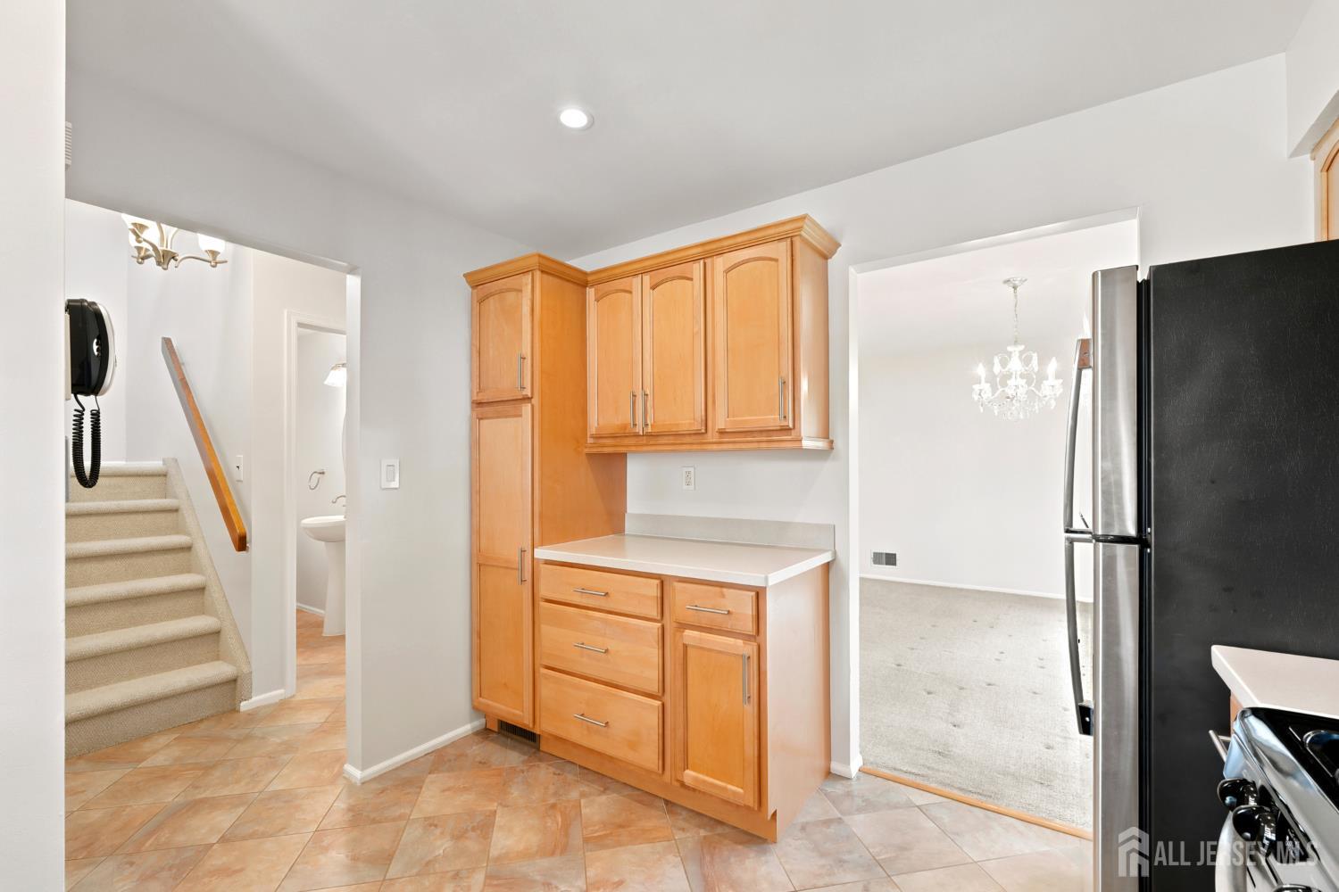 103 Peach Street Avenel NJ 07001