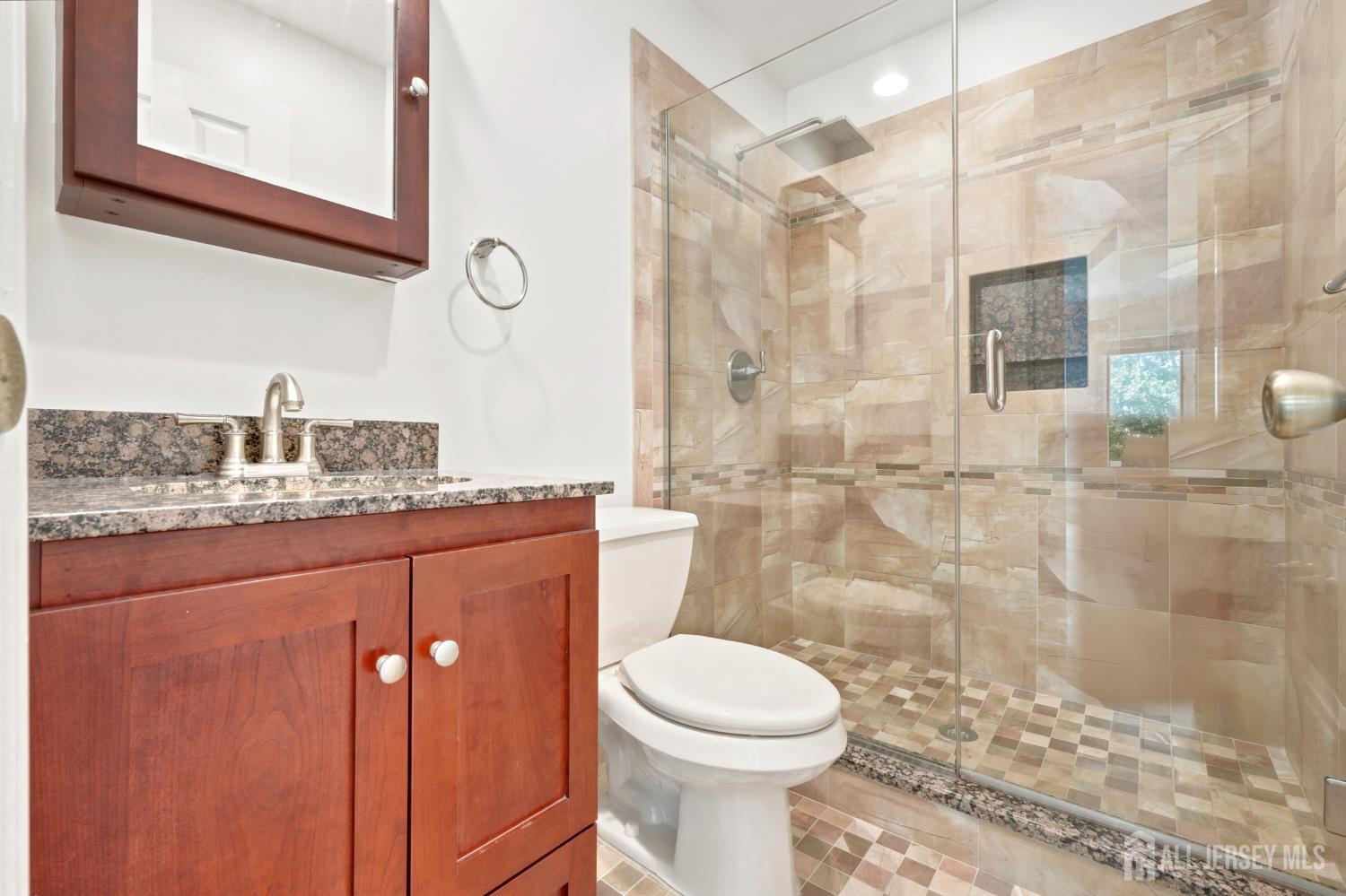 103 Peach Street Avenel NJ 07001
