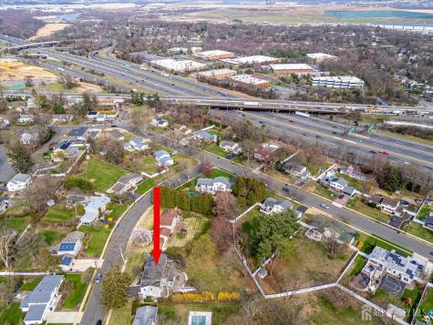 9 Colburn Road East Brunswick NJ 08816