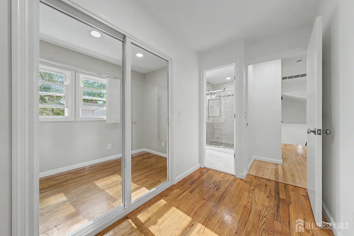 41 Montclair Avenue Edison NJ 08820