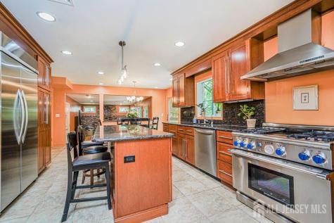 18 Wedgewood Court East Brunswick NJ 08816