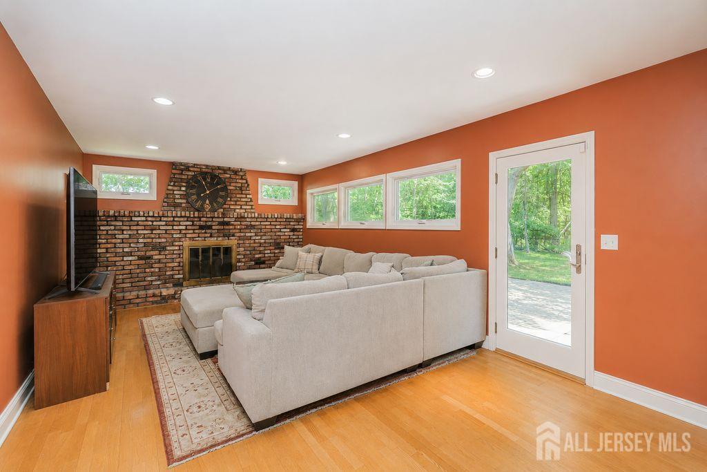18 Wedgewood Court East Brunswick NJ 08816
