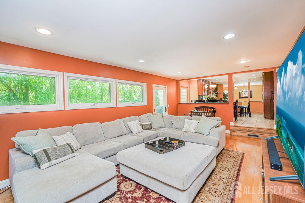 18 Wedgewood Court East Brunswick NJ 08816