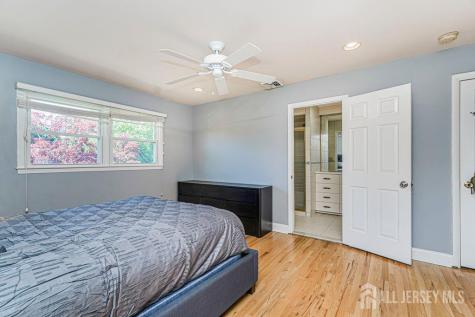 18 Wedgewood Court East Brunswick NJ 08816