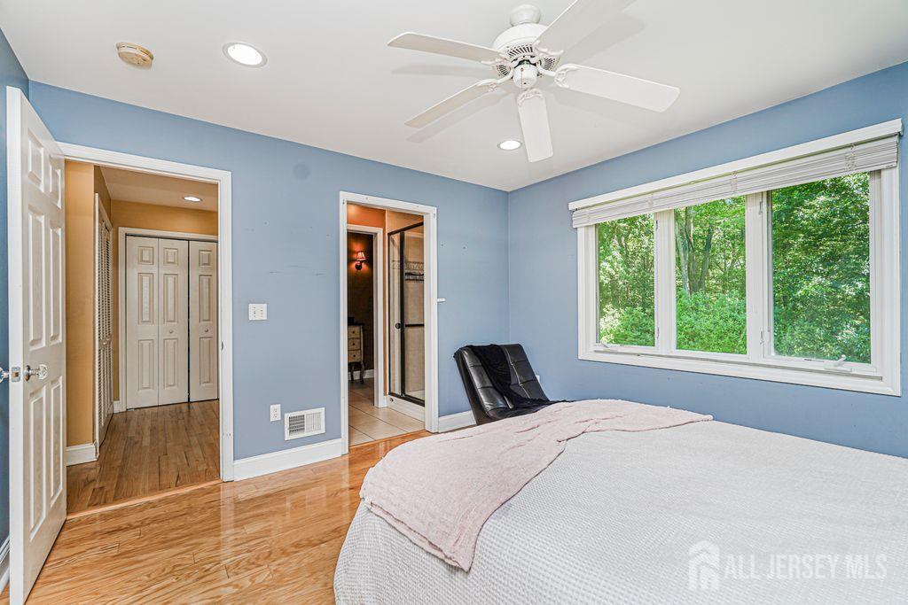 18 Wedgewood Court East Brunswick NJ 08816