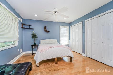 18 Wedgewood Court East Brunswick NJ 08816