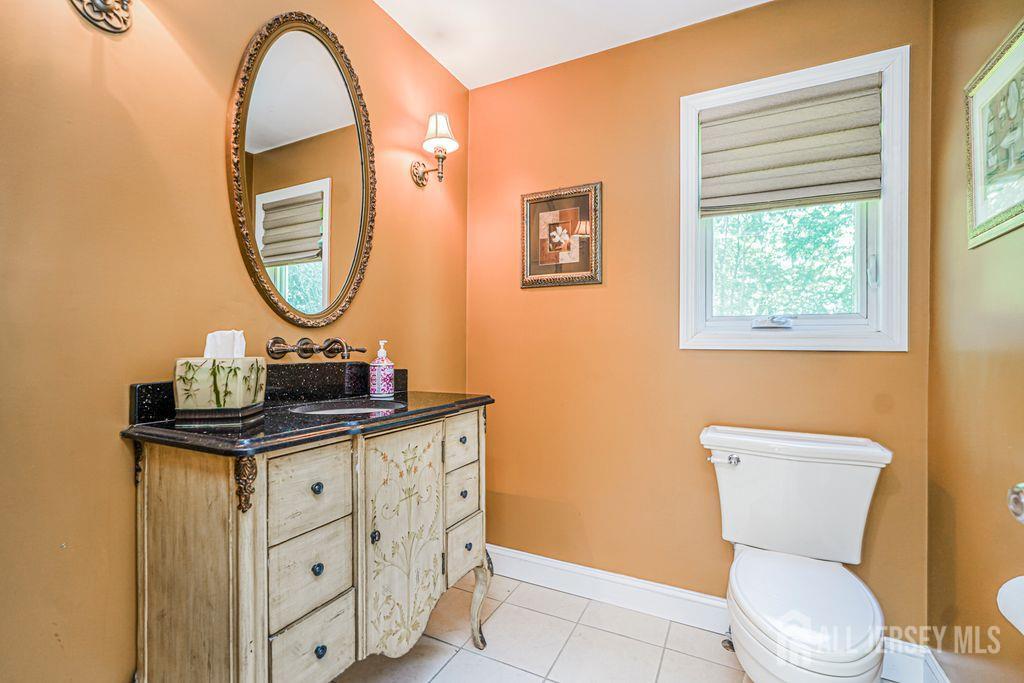 18 Wedgewood Court East Brunswick NJ 08816