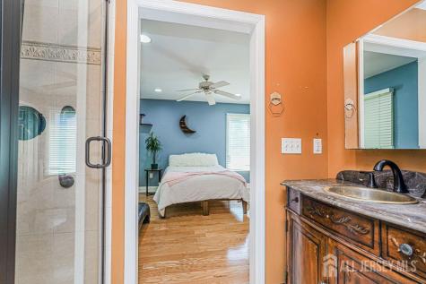 18 Wedgewood Court East Brunswick NJ 08816
