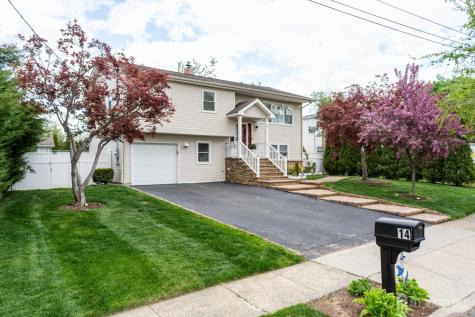 14 Hopatcong Drive Lawrence NJ 08648