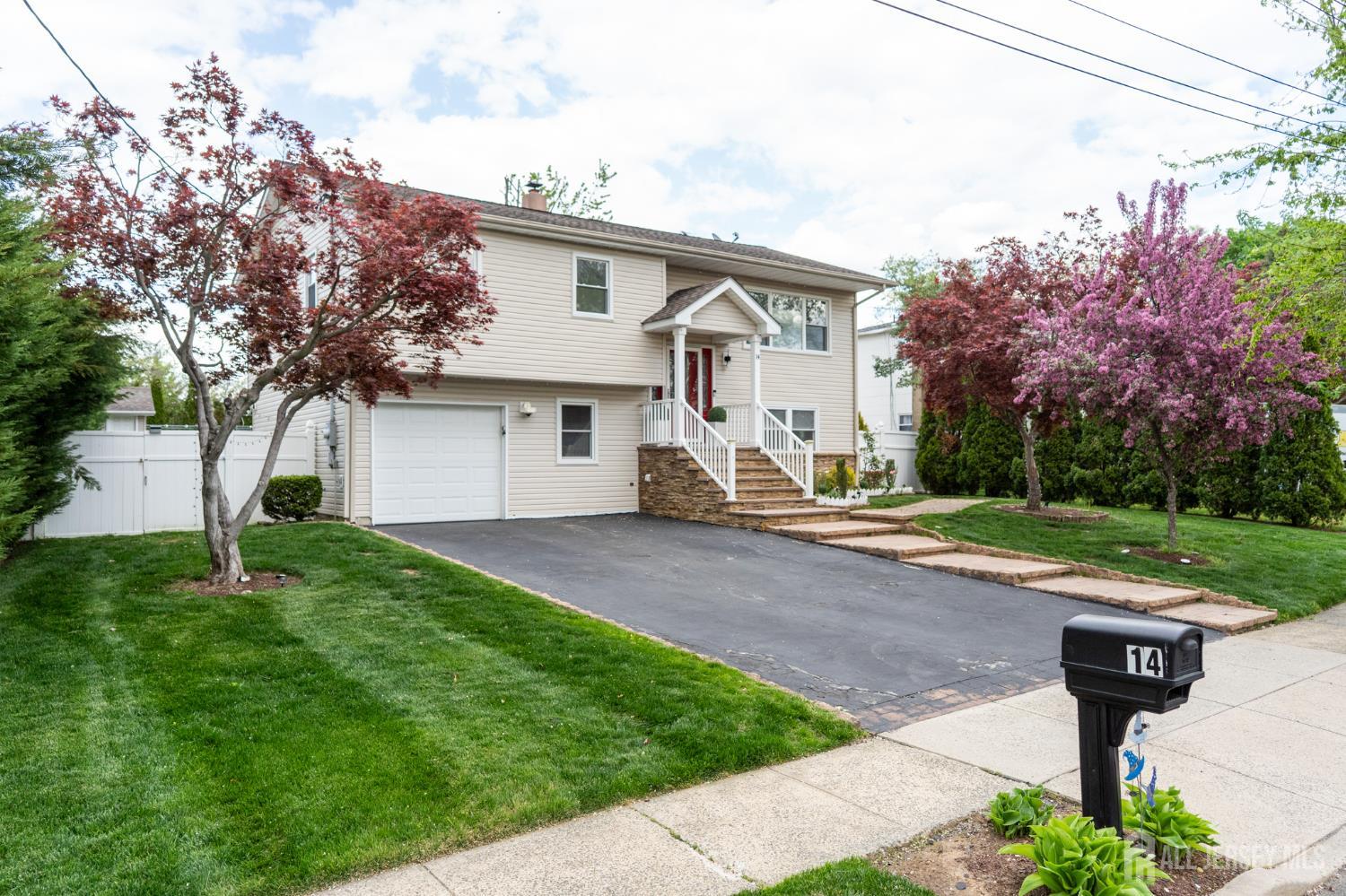 14 Hopatcong Drive Lawrence NJ 08648