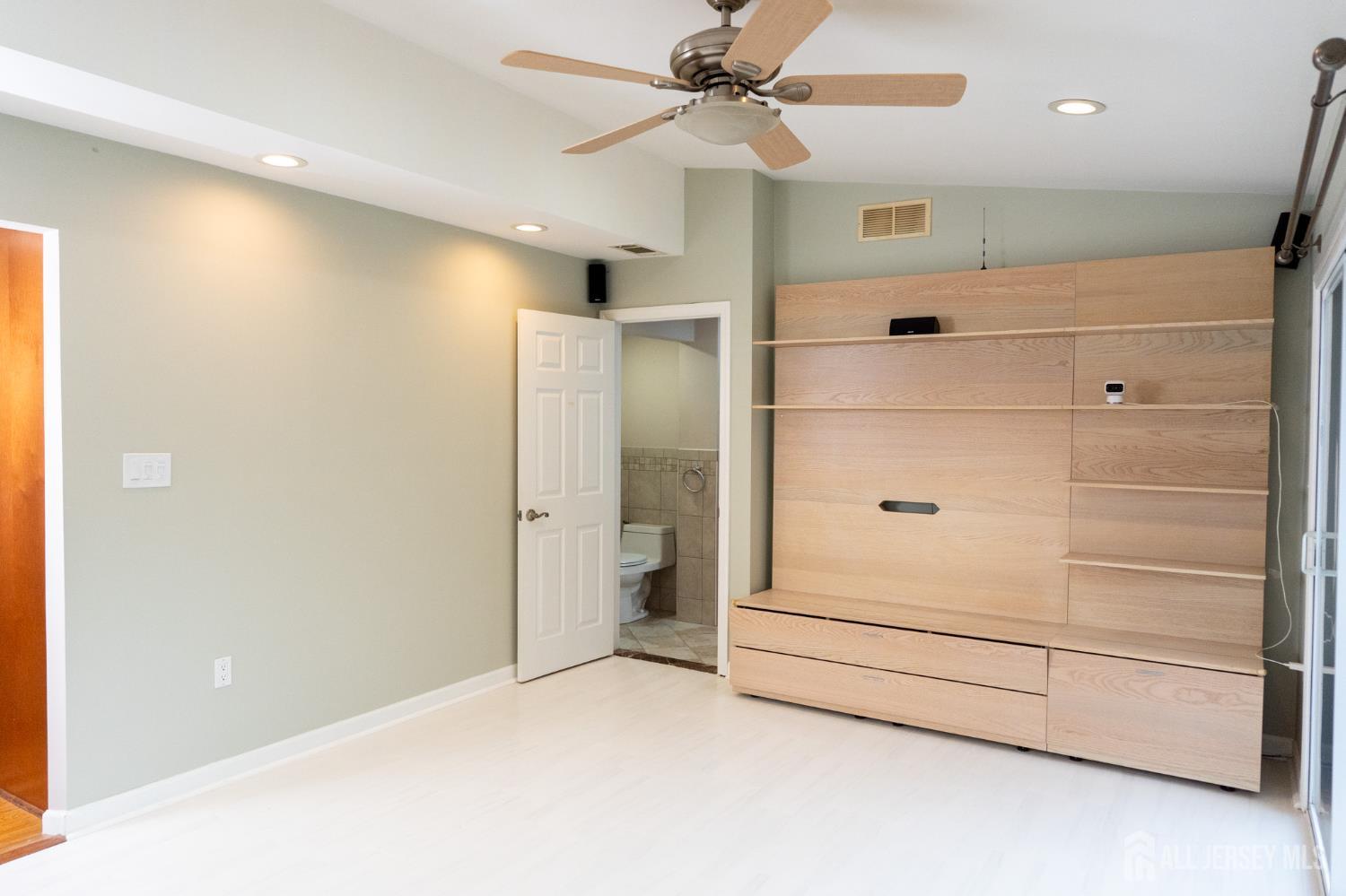 14 Hopatcong Drive Lawrence NJ 08648
