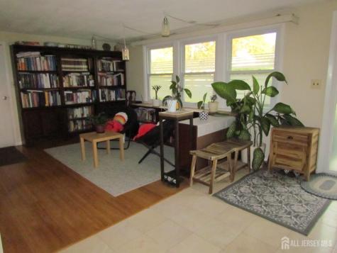 7 Wellington Road East Brunswick NJ 08816