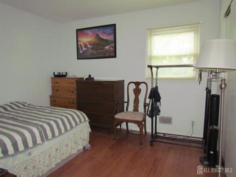 7 Wellington Road East Brunswick NJ 08816
