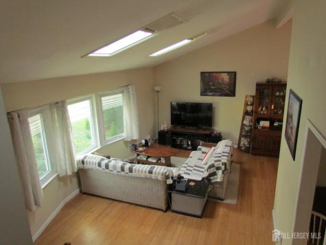 7 Wellington Road East Brunswick NJ 08816