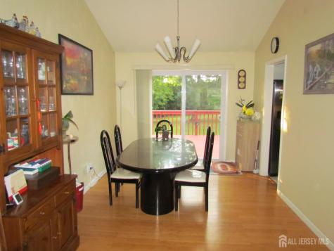 7 Wellington Road East Brunswick NJ 08816