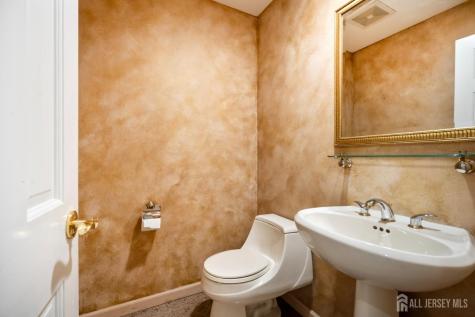 3 Van Hise Court East Brunswick NJ 08816