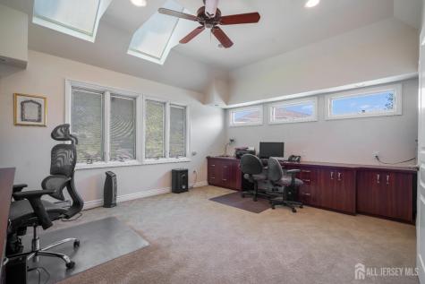 3 Van Hise Court East Brunswick NJ 08816