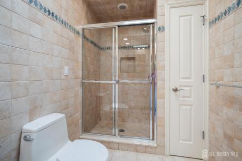 3 Van Hise Court East Brunswick NJ 08816