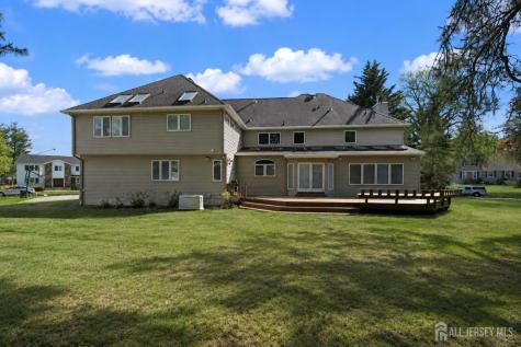 3 Van Hise Court East Brunswick NJ 08816