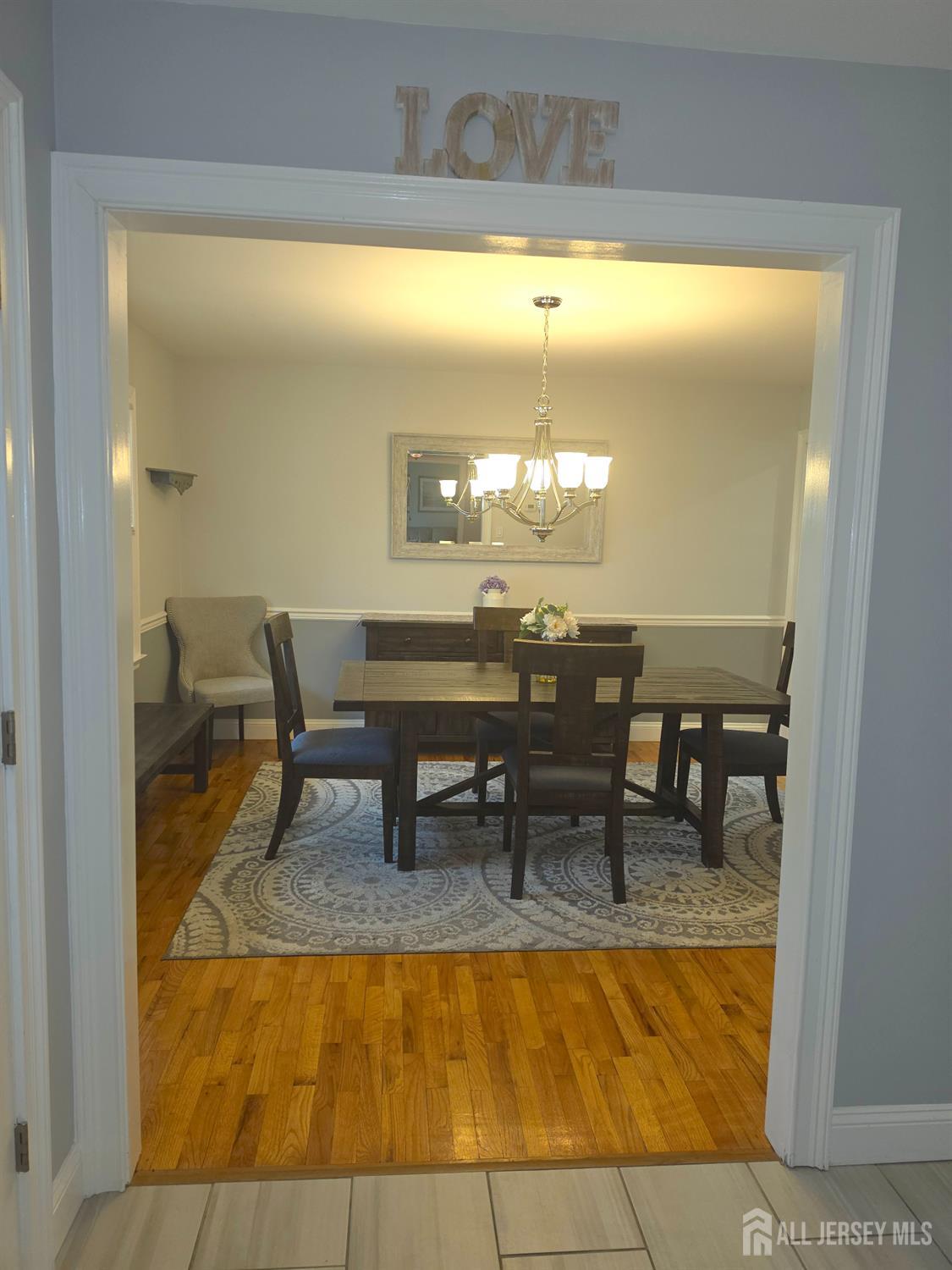 16 Glynn Court Sayreville NJ 08859